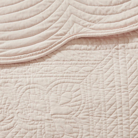 3 piece antimicrobial reversible scalloped edge quilt set queen blush - Tuesday Morning - Quilts & Comforters