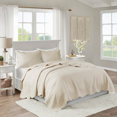 3-piece-antimicrobial-reversible-scalloped-edge-quilt-set-queen--cream-Quilts-&-Comforters