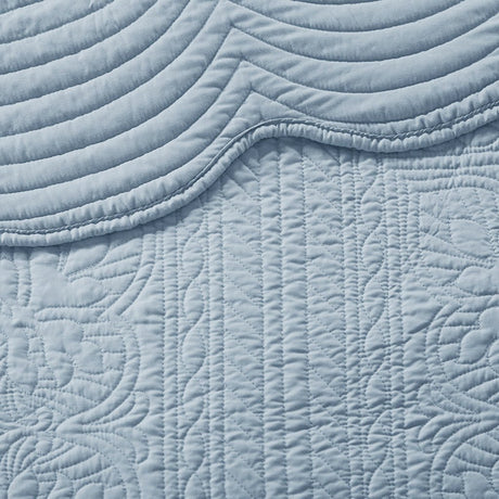3 piece reversible scalloped edge quilt set queen - blue - Tuesday Morning - Quilts & Comforters