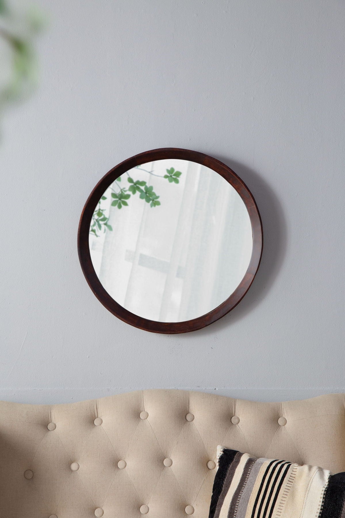 Transitional Decor Style Wall Mirror Decor With Frame For Bathroom
