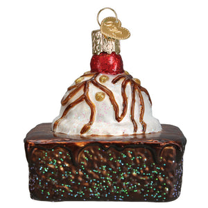 Brownie A La Mode Christmas Ornament