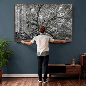 Majestic Angel Oak Tree Black and White Canvas Print – Multi