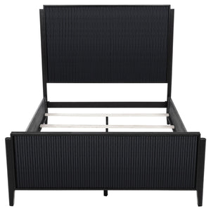 Brookmead Wood Queen Panel Bed Black