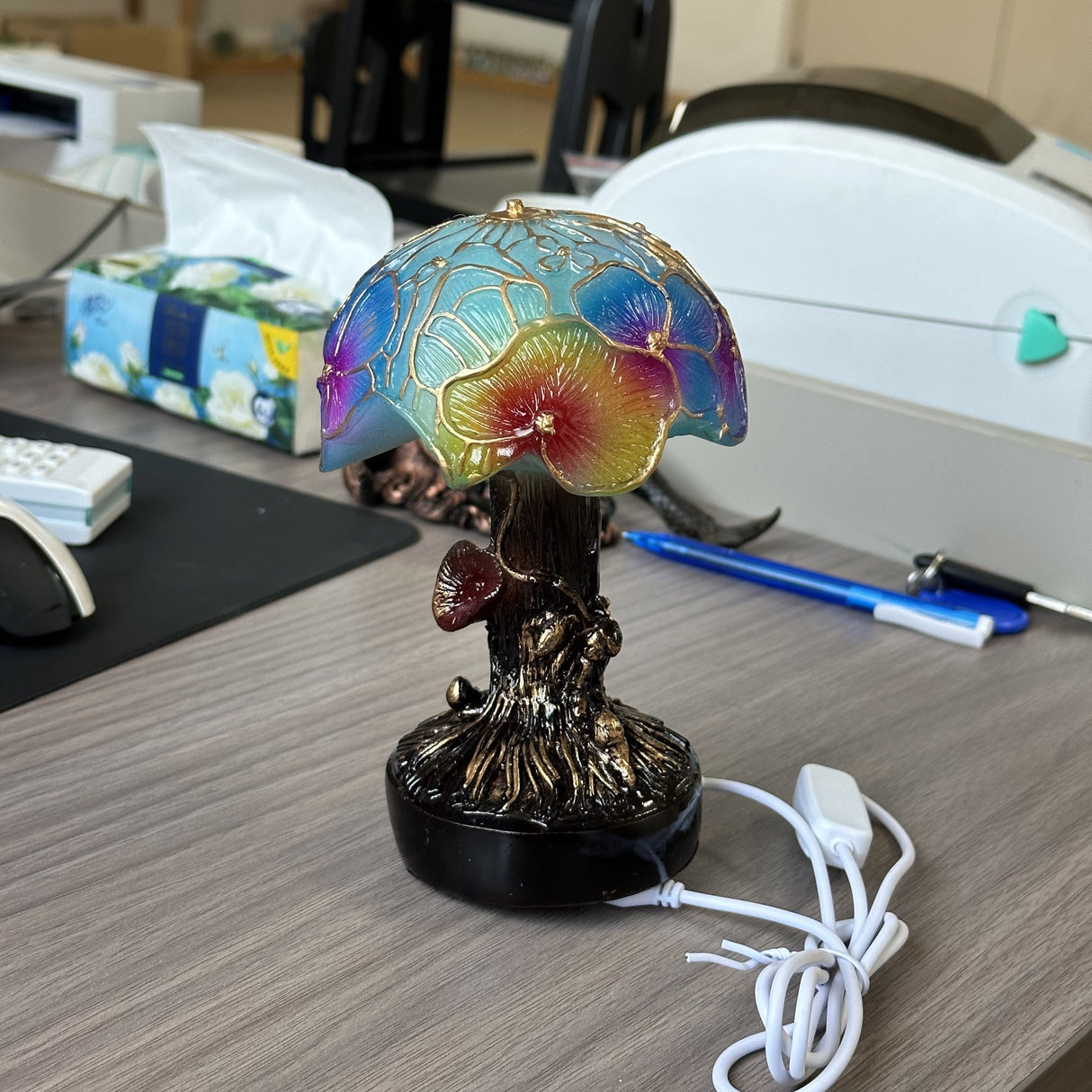 USB Resin Mushroom Lamp – Hand-Painted LED Night Light for Bedroom or Holiday Decor