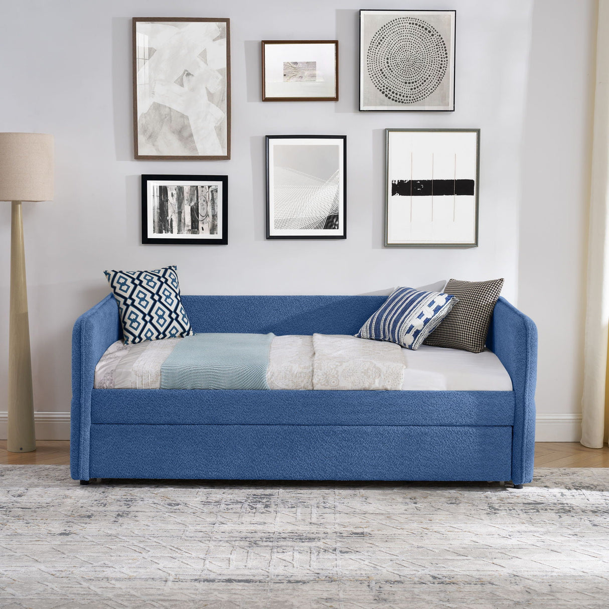 Upholstered Daybed With Pop Up Trundle