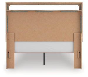 Kinlanni - Upholstered Platform Bed