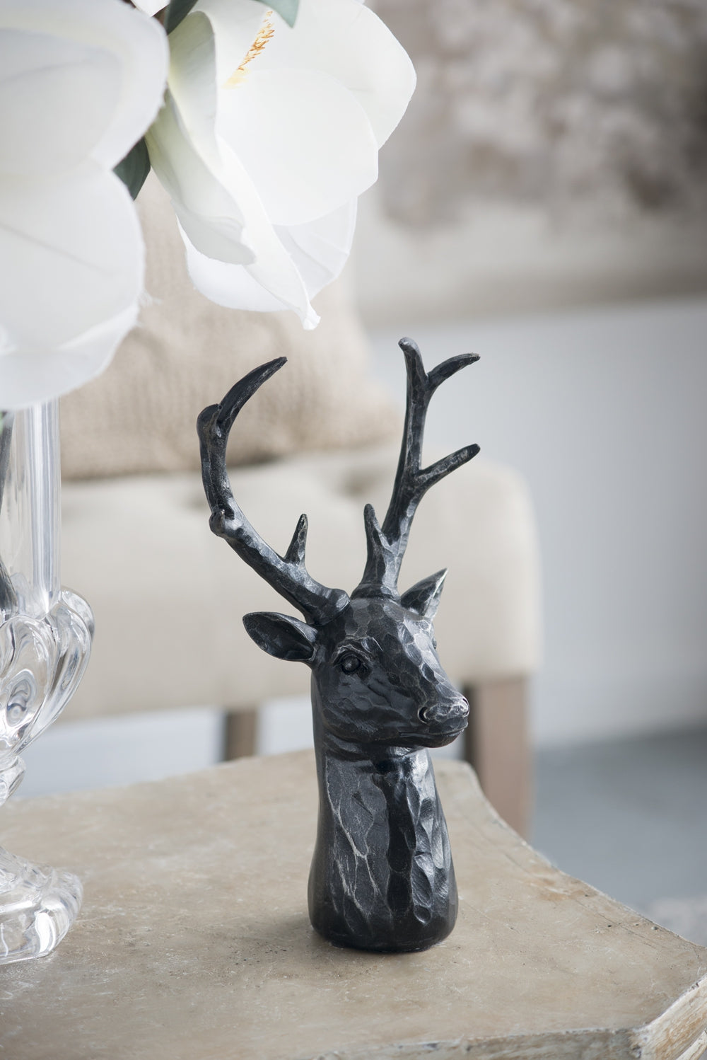 Darby 8-Point Deer Head Statue Decor