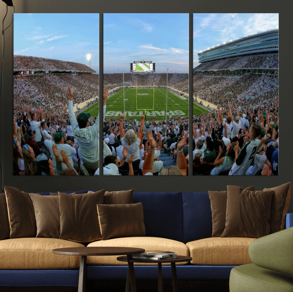 Michigan State Spartans Football Team Art Print - East