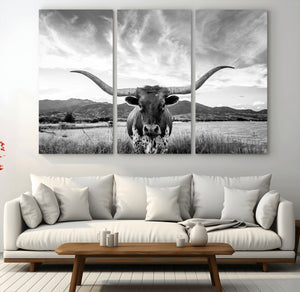 Longhorn Black and White Wall Art – Rustic Western Bull