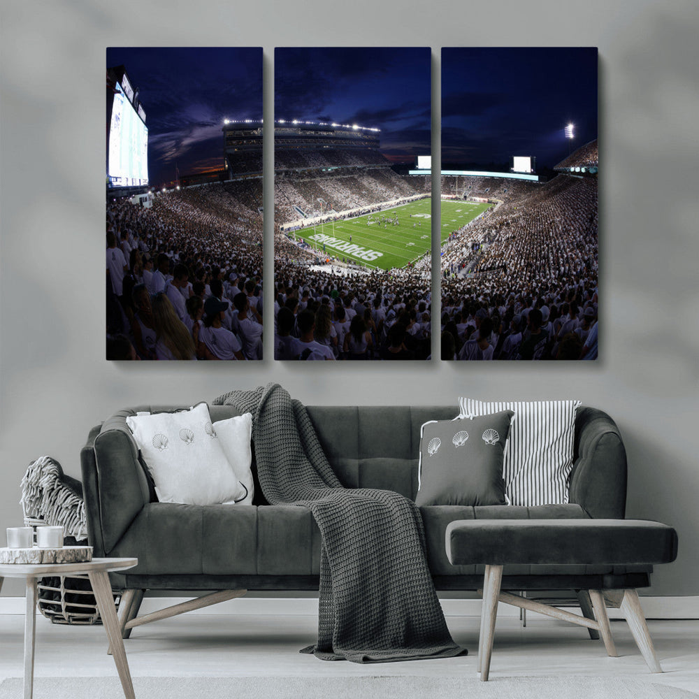Michigan State Spartans Canvas, Framed Football Team Print -