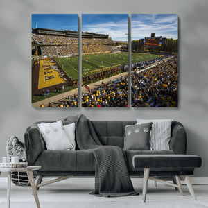University of Wyoming Cowboys Football Team Print - Laramie