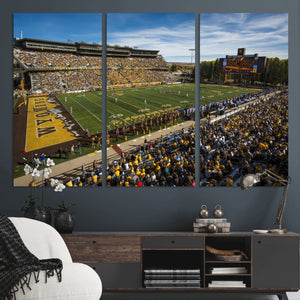 University of Wyoming Cowboys Football Team Print - Laramie