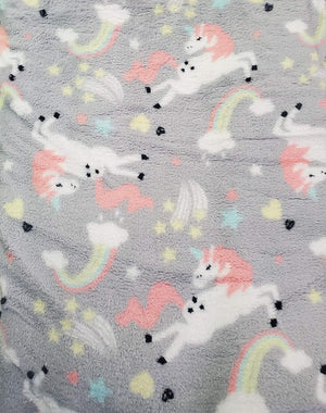 Soft Fleece Throw Blanket 50x60 – Lightweight Cozy Bed Couch Sofa Blanket for All Seasons