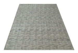 Checkered 8x10 Hand Made Black and Beige Blended Wool Area Rug