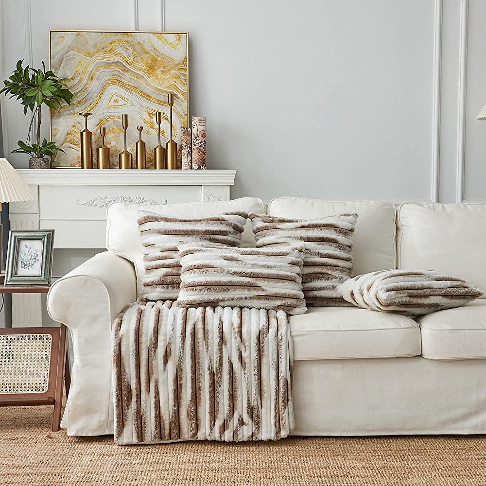 Set of 2 Polyester faux fur Throw Square Pillows  size 18"x18" Ombre colors