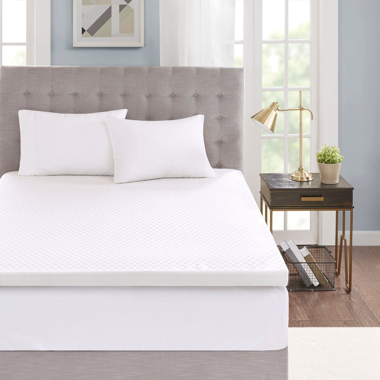 Hypoallergenic cooling gel memory foam mattress topper with removable cooling cover