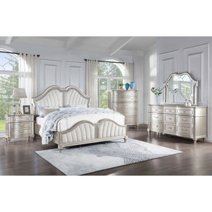 Evangeline - 3 Drawer Nightstand - Oak