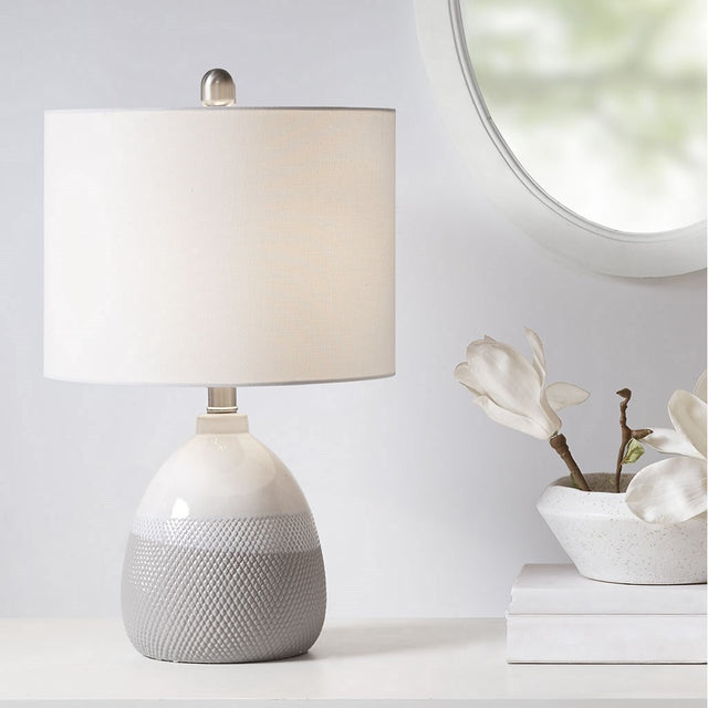 Ceramic-textured-table-lamp-Table-Lamps