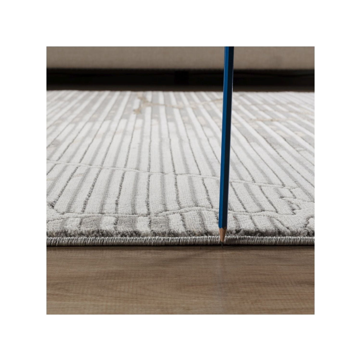 Geometric Area Rug with 3D Effect - Ivory / Gray