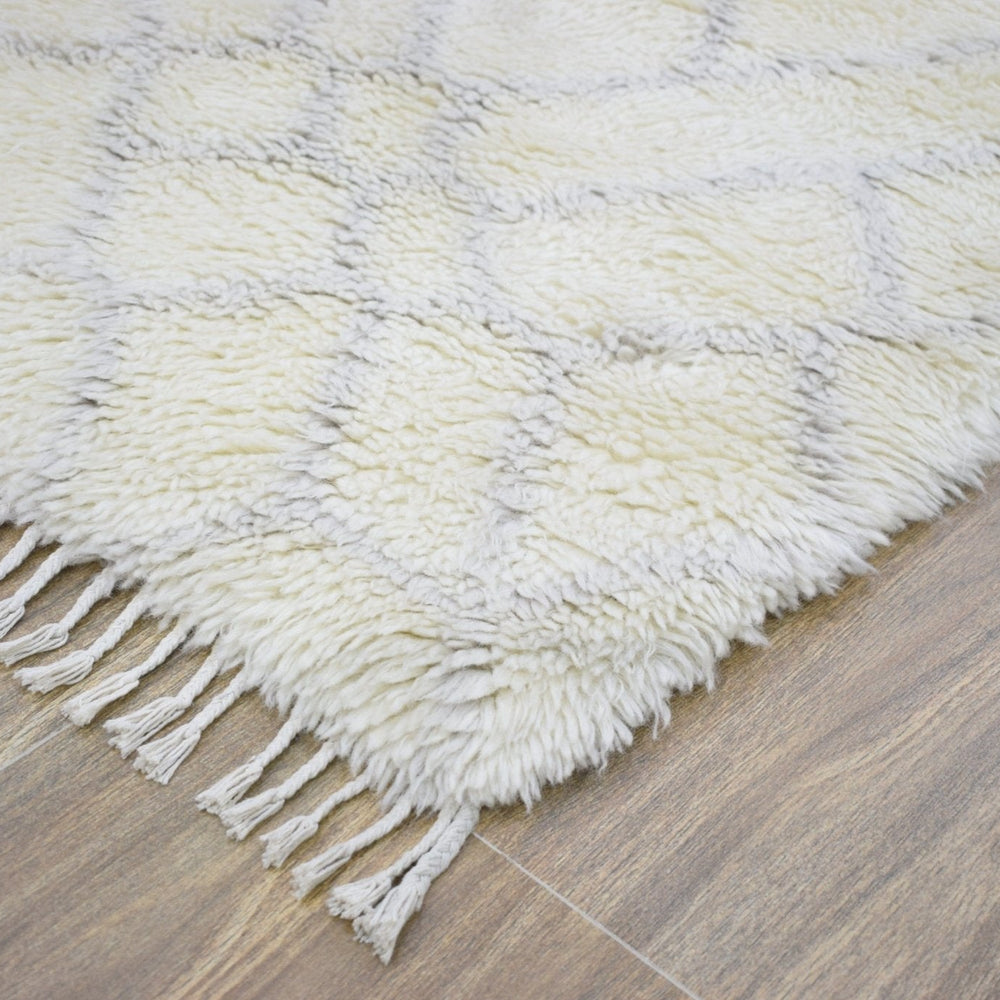 Handmade 4x6 Ivory Moroccan Design Wool Area Rug