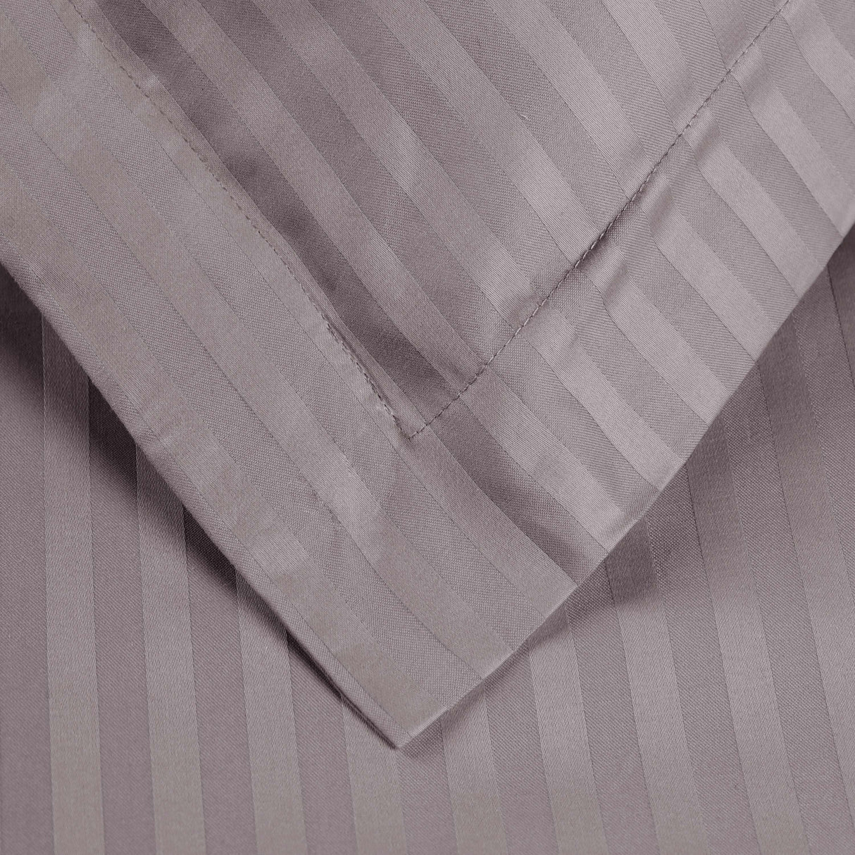 400 Thread Count Lightweight Stripe Egyptian Cotton Duvet Cover Set - Egyptian Cotton Duvet Cover Set by Superior