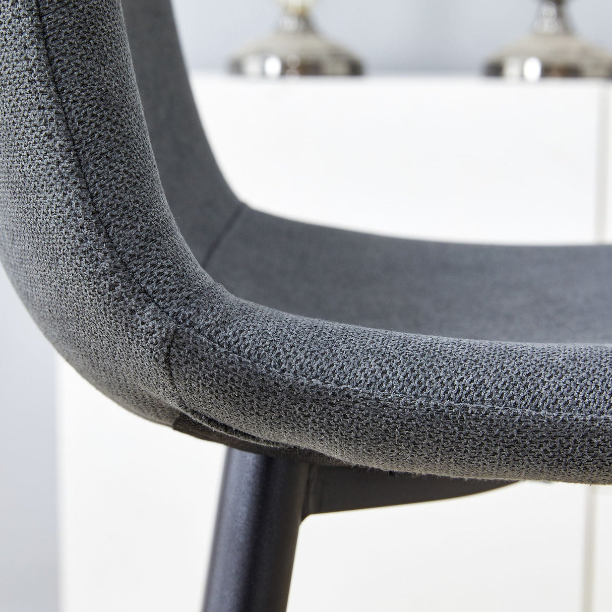 Modern Bar Chair Rounded Backrest (Set of 2)