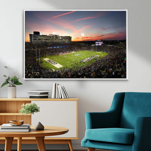 The University of Connecticut UCONN Huskies Football Team