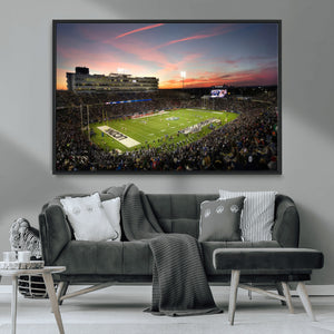 The University of Connecticut UCONN Huskies Football Team