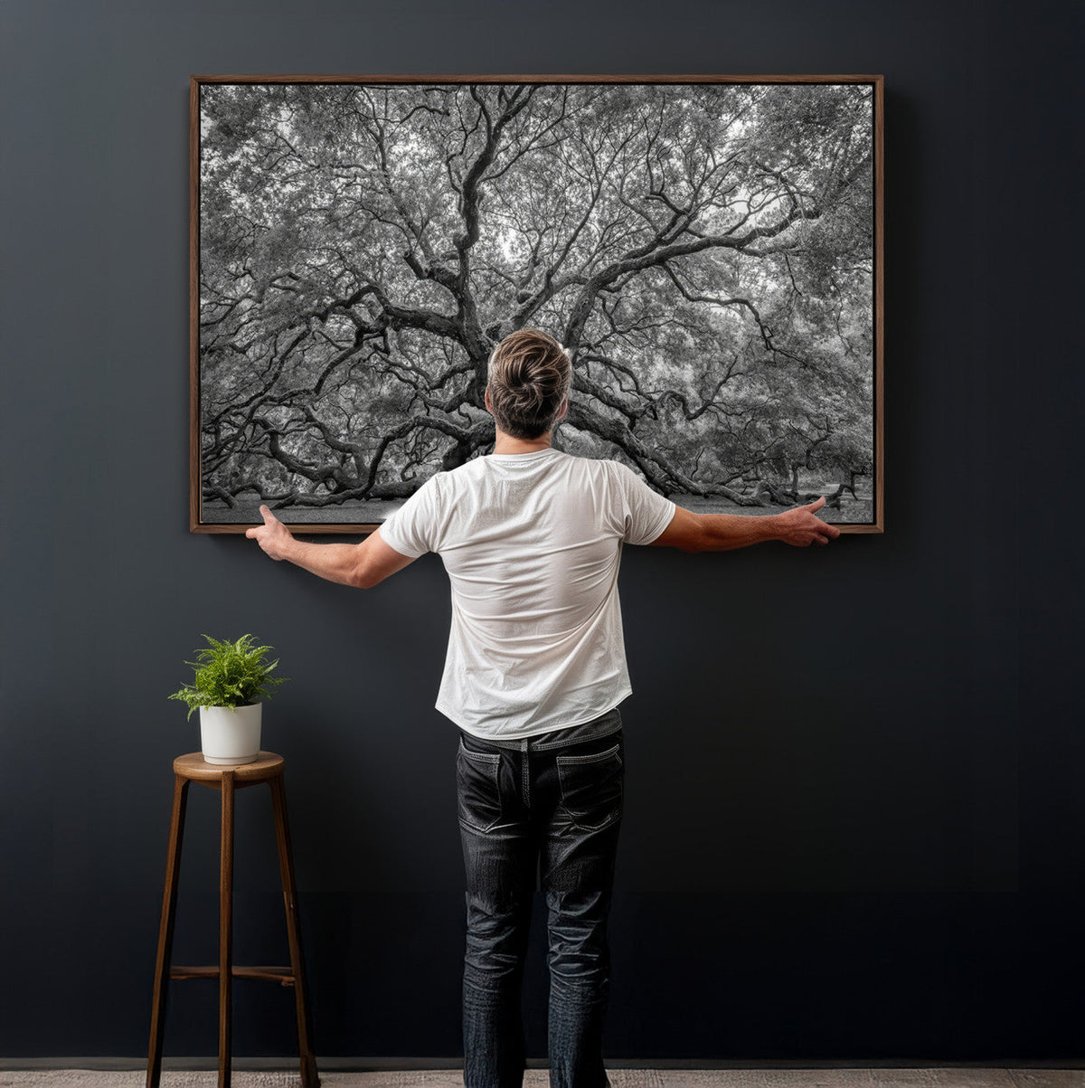 Majestic Angel Oak Tree Black and White Canvas Print – Multi