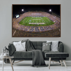 The University of Connecticut UCONN Huskies Football Team