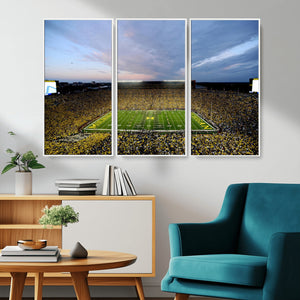 University of Michigan Wolverines Football Team Print - Ann