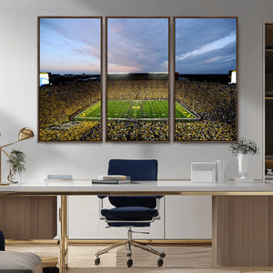 University of Michigan Wolverines Football Team Print - Ann