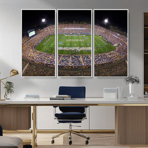 The University of Connecticut UCONN Huskies Football Team