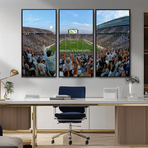 Michigan State Spartans Football Team Art Print - East