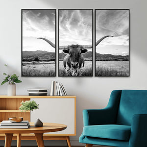 Longhorn Black and White Wall Art – Rustic Western Bull