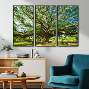 Majestic Oak Tree Wall Art – Serene Nature Canvas Print with