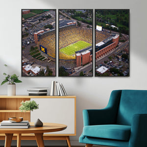 University of Michigan Wolverines Football Team Print - Ann