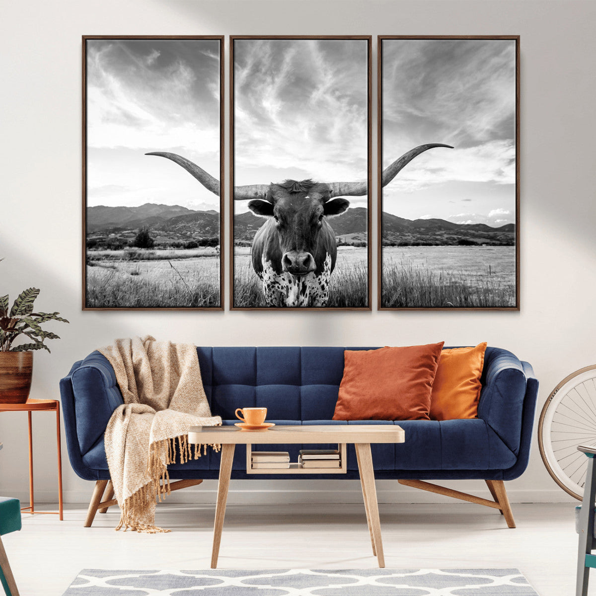 Longhorn Black and White Wall Art – Rustic Western Bull