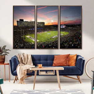 The University of Connecticut UCONN Huskies Football Team