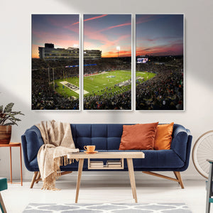 The University of Connecticut UCONN Huskies Football Team