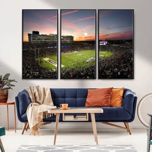 The University of Connecticut UCONN Huskies Football Team