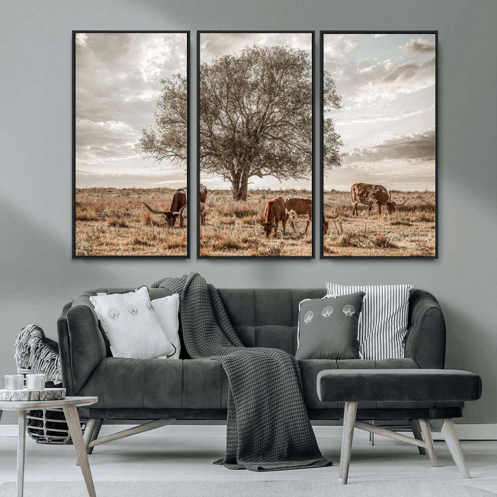 Texas Longhorn Cattle Wall Art, Rustic Western Ranch Canvas