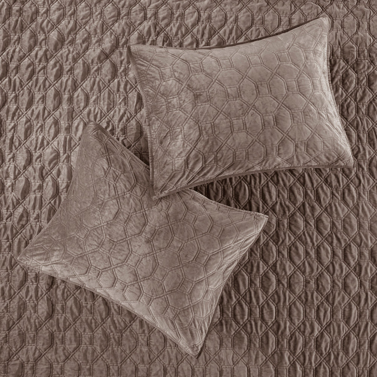 3 Piece Velvet Quilt Set Taupe Full/Queen