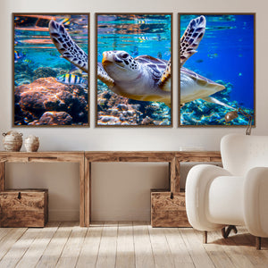 Underwater Sea Turtle Wall Art Canvas Print – Vibrant Ocean