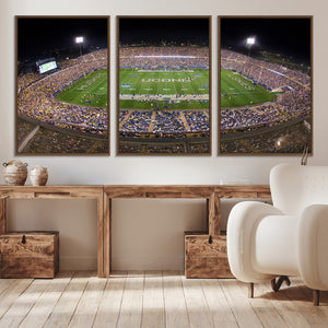 The University of Connecticut UCONN Huskies Football Team