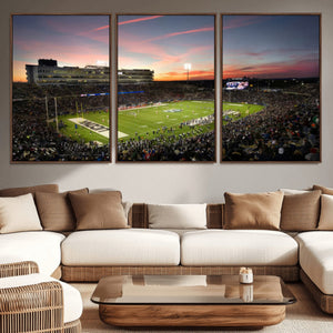 The University of Connecticut UCONN Huskies Football Team