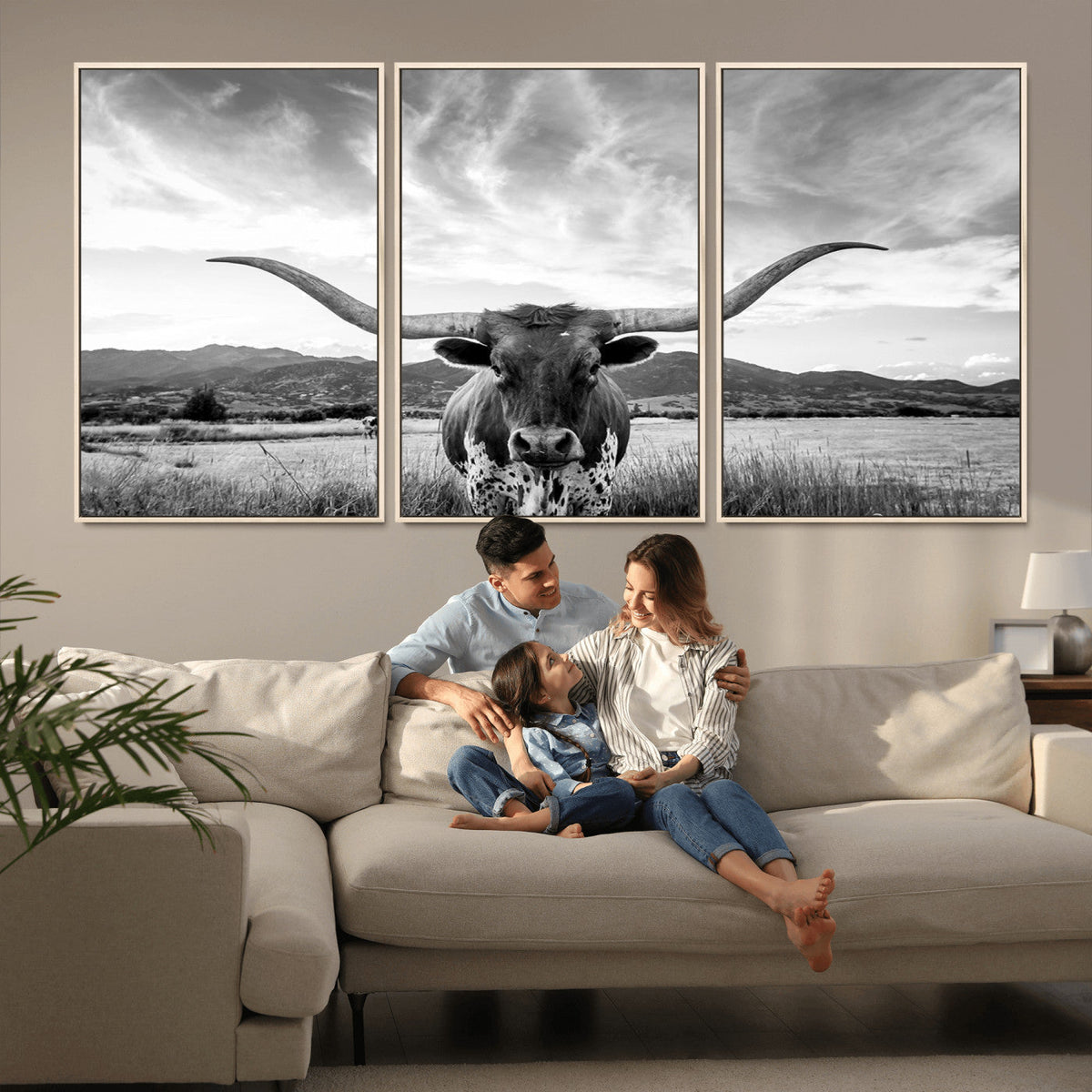 Longhorn Black and White Wall Art – Rustic Western Bull