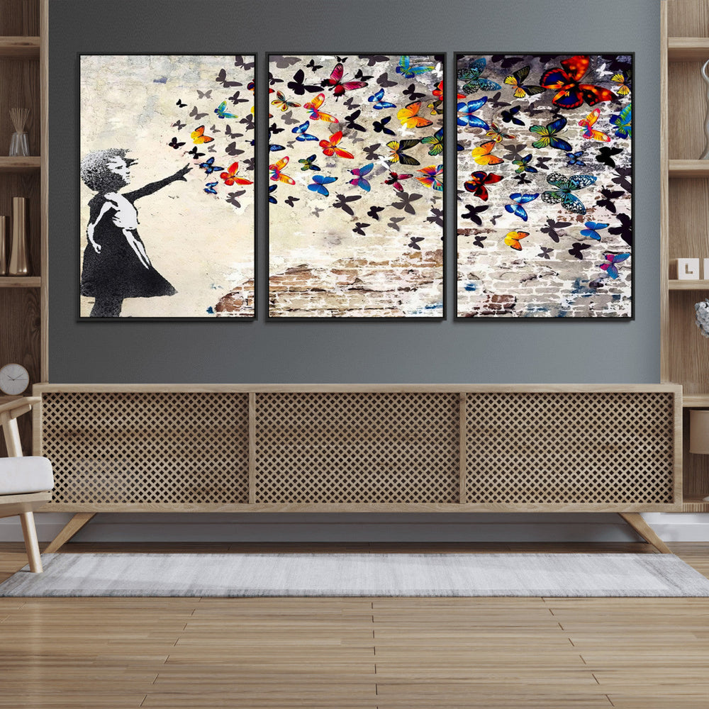 Banksy Graffiti Wall Art Canvas Print: Girl Releasing