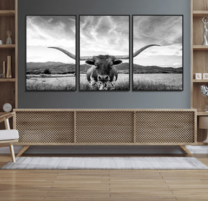 Longhorn Black and White Wall Art – Rustic Western Bull