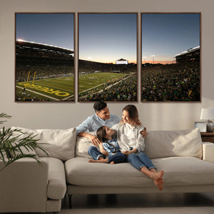 Oregon Ducks Football Team Print - Eugene Autzen Stadium